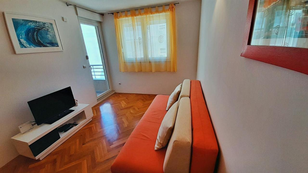 Apartment Jen Omiš Buitenkant foto